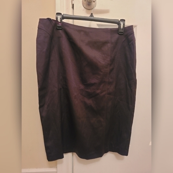 NWT Le Chateau Brown Zip Up Office Wear Pencil Suit‎ Skirt  Size 13/14 - Picture 4 of 5